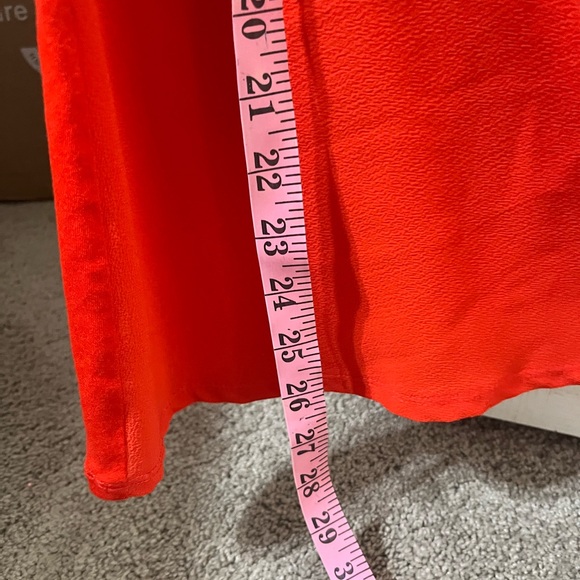 Women’s size medium orange top - Picture 2 of 5